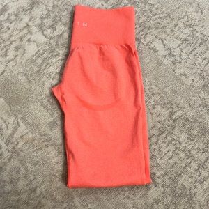 Nwot NVGTN Contour Seamless Leggings